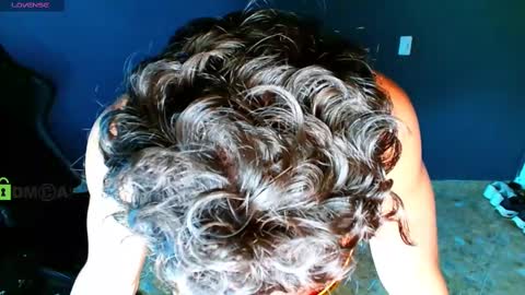 TRAVIS. online show from February 13, 7:52 pm