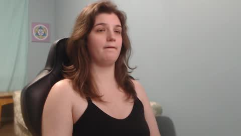 TreeJeanne online show from February 25, 5:19 pm