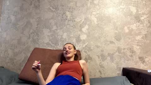 Tina online show from April 3, 1:18 pm