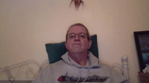 Fe-fi-fo-fum online show from March 9, 1:49 pm