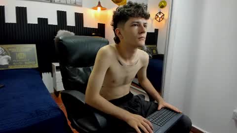 trevor_mob online show from June 15, 2:20 pm