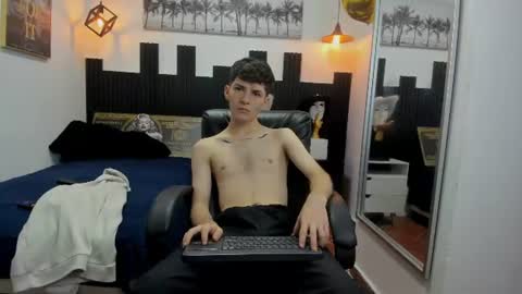 trevor_mob online show from June 16, 3:05 pm