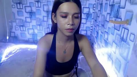 trexie215765 online show from June 25, 2:41 am