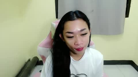 tricia_slut online show from March 11, 1:59 am