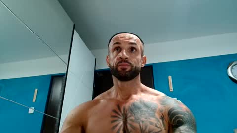 tridentmuscles online show from September 22, 3:27 pm