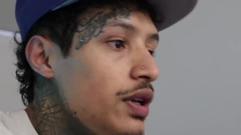 - trieone online show from December 26, 9:04 pm