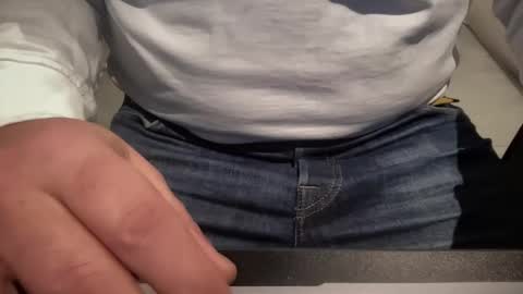 Trikboi88 online show from December 4, 9:45 am