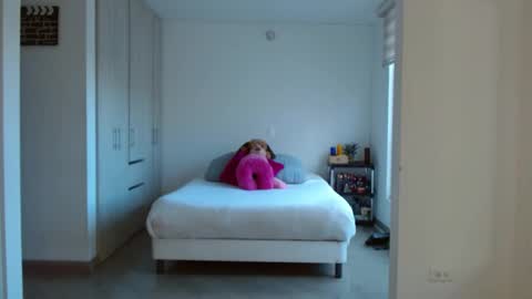 Snapshot of trinity_prestige chatting on January 29, 10:11 pm TRINITY online show from January 29, 10:11 pm