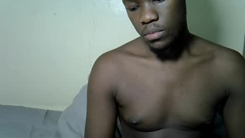 Tris6 online show from April 16, 11:40 pm