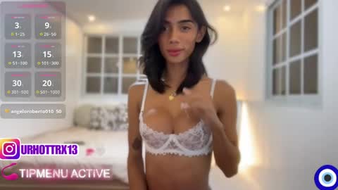 trixieemerald online show from April 21, 12:23 pm