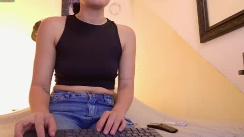 trixx_01 online show from October 12, 6:17 am