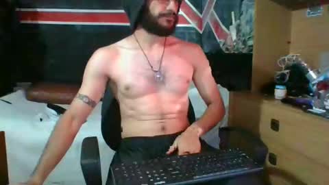 Andrew online show from December 9, 8:23 pm