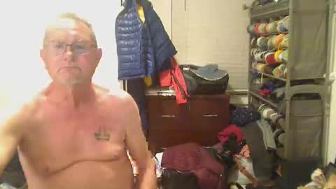 Troffer online show from February 13, 3:43 am