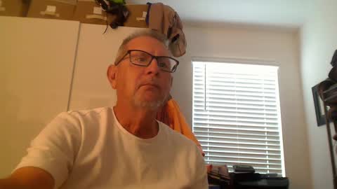 Troffer online show from March 4, 11:00 pm