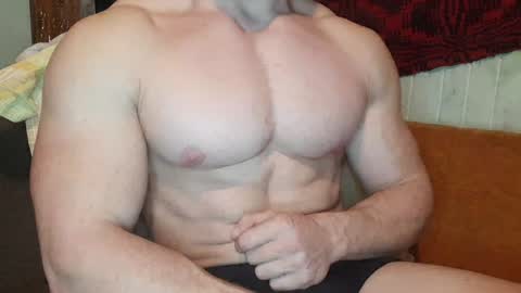 Snapshot of troncq chatting on January 27, 2:46 pm Troncq online show from January 27, 2:46 pm