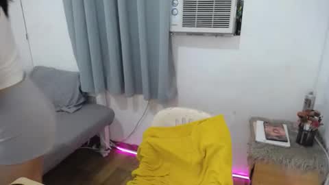 Ash online show from January 12, 4:52 am