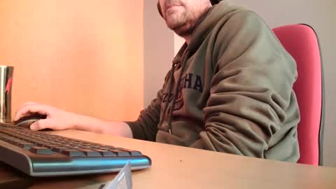 truble_78 online show from March 7, 3:39 pm