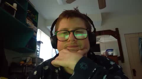 HandicappedLaugher online show from December 7, 6:32 pm