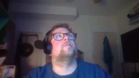 HandicappedLaugher online show from October 23, 3:52 am