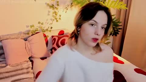 Emma online show from May 27, 12:24 pm
