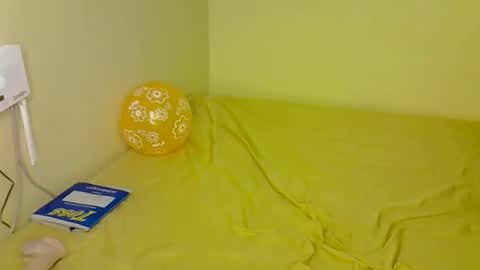 trun_curvy online show from January 15, 8:28 pm