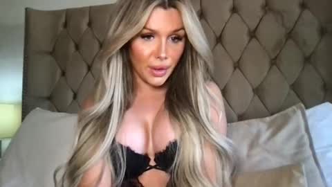 eva online show from April 30, 2:44 pm