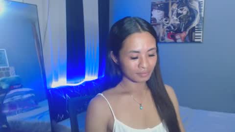 KATH DONT FORGET TO FOLLOW ME online show from March 19, 2:11 pm