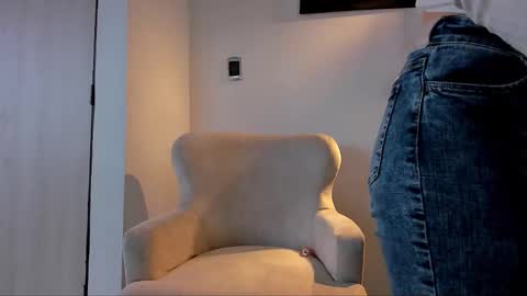 Tsuky online show from November 26, 5:53 pm