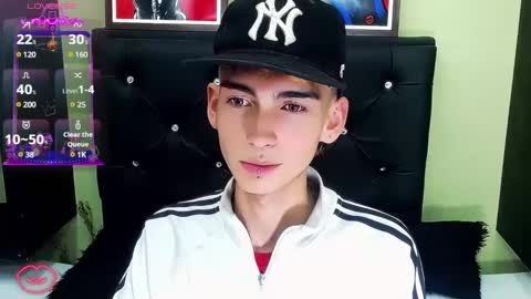 ttimy online show from March 8, 11:49 pm