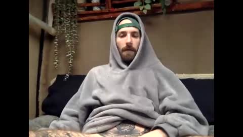 Tuhands online show from February 3, 1:19 pm