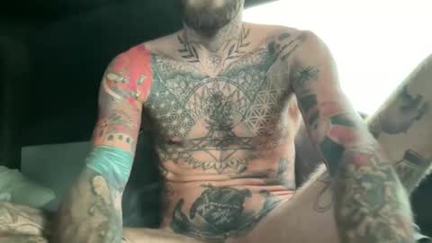 Tuhands online show from October 12, 1:37 pm