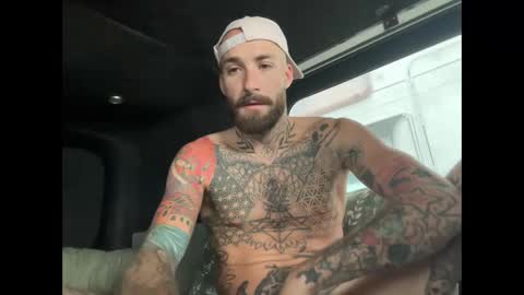 Tuhands online show from October 14, 2:09 pm