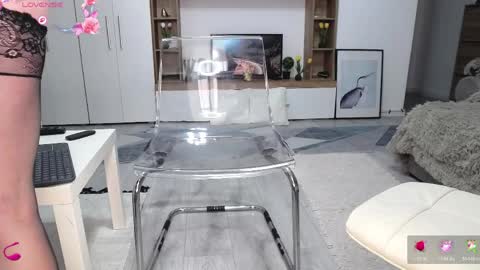 Anna online show from April 24, 5:31 am