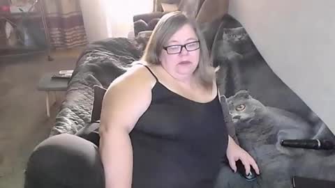 Lana online show from December 4, 2:33 am