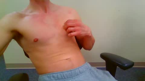 Snapshot of twayne29x chatting on January 11, 10:51 pm twayne29x online show from January 11, 10:51 pm