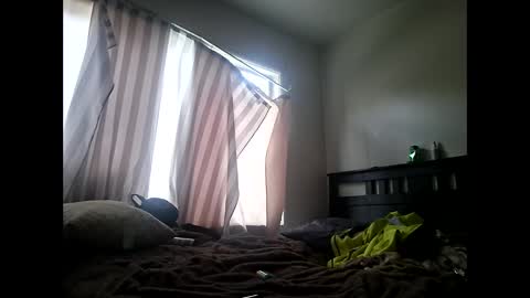 twest84 online show from April 21, 7:21 pm