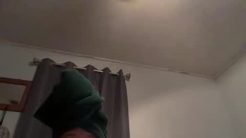 twig476 online show from November 30, 6:20 am