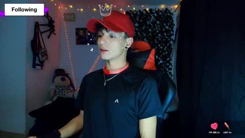 Snapshot of twink_sebas_ chatting on February 15, 3:52 am Bad boy sebastian online show from February 15, 3:52 am