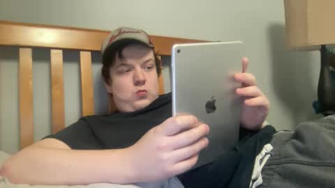 mike online show from November 25, 9:46 pm