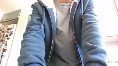 Snapshot of twinksweetlovehot chatting on October 28, 11:11 am twinksweetlovehot online show from October 28, 11:11 am