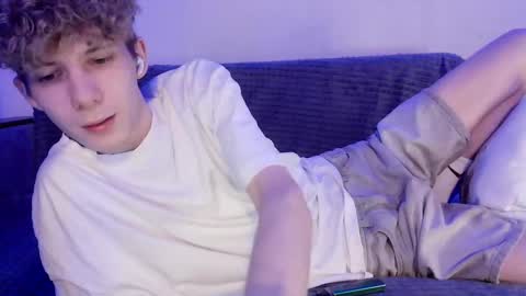 TwiShadow online show from March 27, 3:02 pm