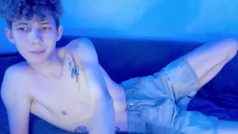 TwiShadow online show from March 14, 12:42 pm