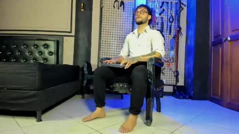 Clio  Tadeo online show from April 27, 1:03 am