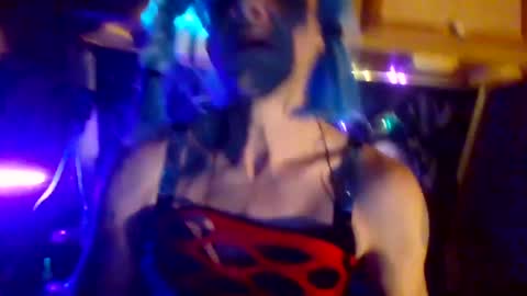 Tintilizing Excitement online show from September 28, 8:12 am