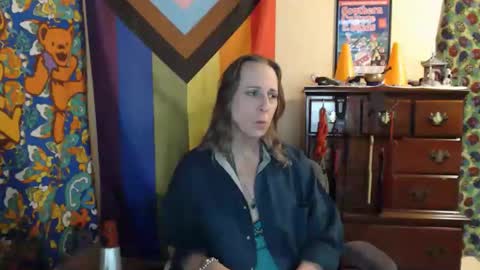 twocumkerry online show from March 18, 8:53 am