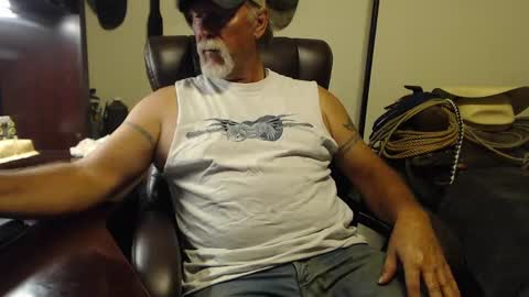 txlobo60 online show from September 16, 12:01 am