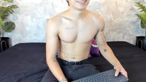Snapshot of tyler_durtenn chatting on October 13, 3:08 am Tyler online show from October 13, 3:08 am