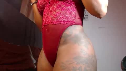 tyra_stone1 online show from November 26, 8:38 pm