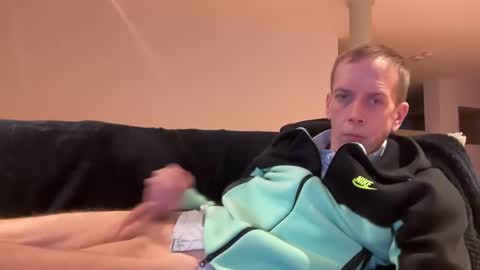 Snapshot of tyronev70 chatting on December 23, 1:56 pm Ty online show from December 23, 1:56 pm