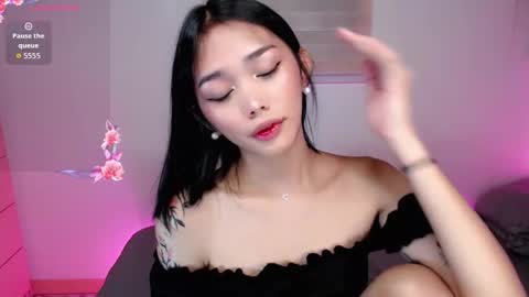 urbbgirl alliah online show from January 15, 10:35 am